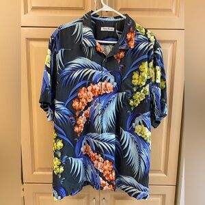 Tommy Bahama XL hawaiian aloha button down dress shirt summer floral 100% silk